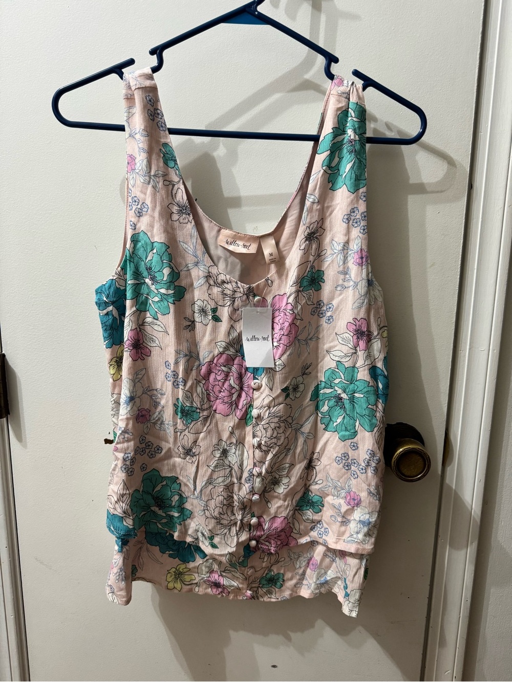 willow & root tank top